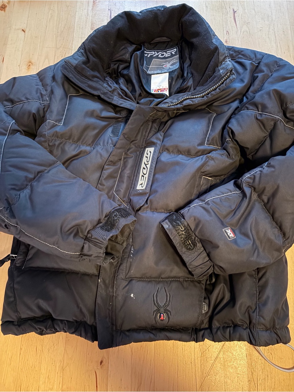 Spyder Black Puffer Jacket with Spider Logo vintage